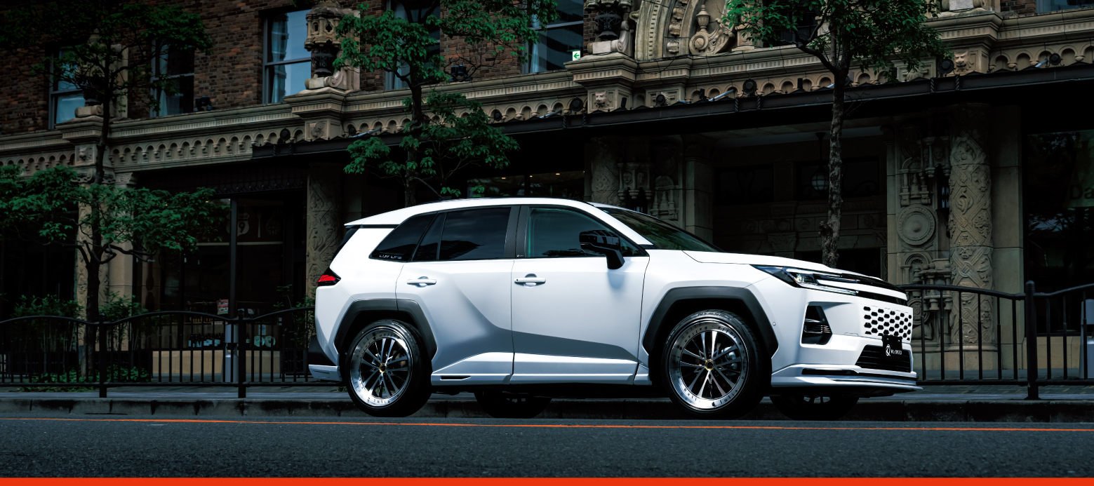RAV4 Right Side Image
